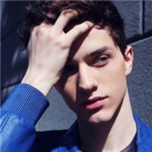 Meet your Posher, Nicholas